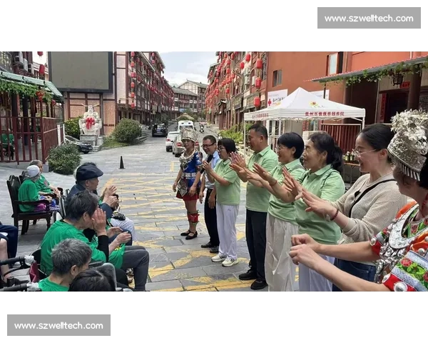 泰州球迷误闯徐州专列被 “宠成家人”：一场跨越球场的温情邂逅